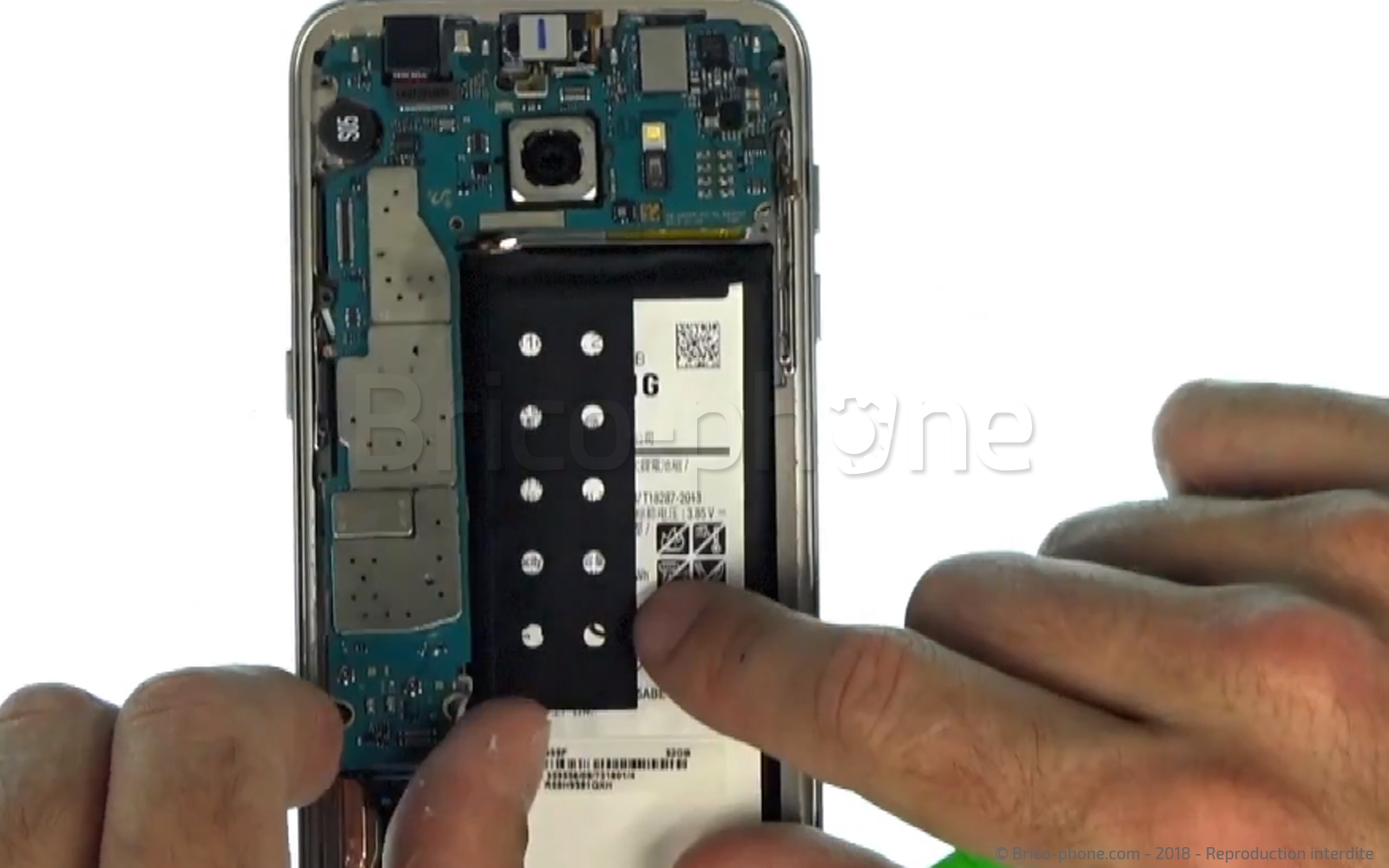 Changement de batterie sur Galaxy S7 Edge photo 2